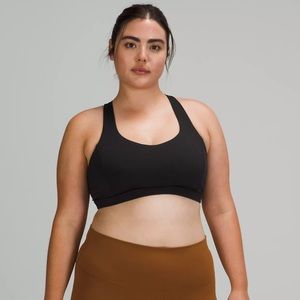 Lululemon Free to be Serene Sports Bra